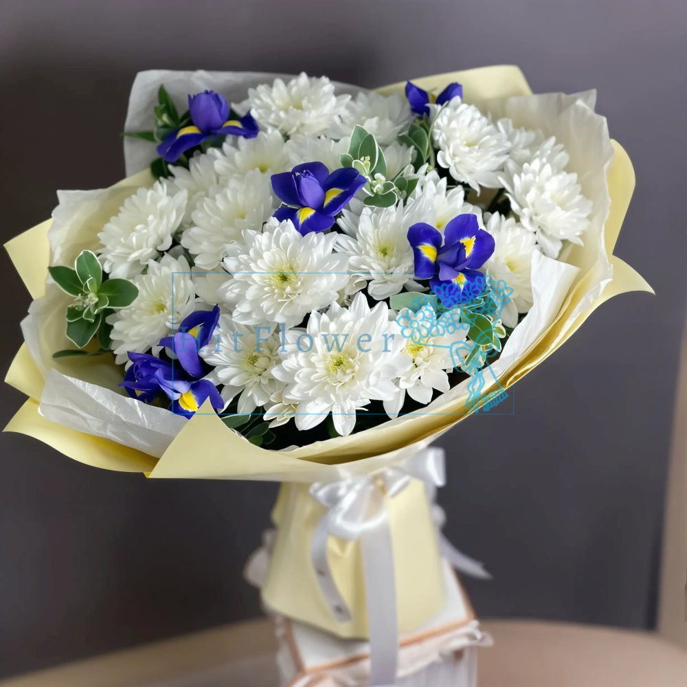 Букет цветов из: Хризантемы и Ирисы